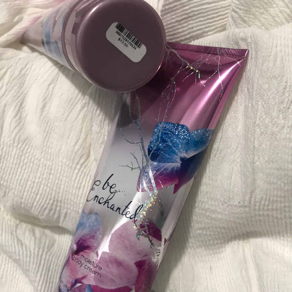 NEW - Bath & Body Works. Be Enchanted - Picture 4 of 4